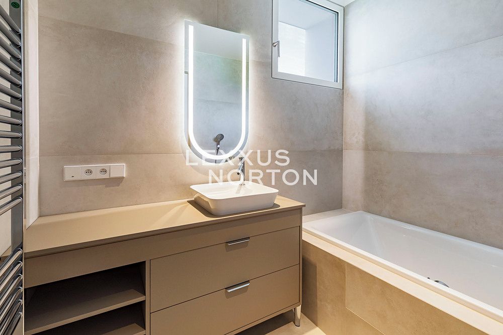 Pronájem bytu 3+kk 114 m² – fotografie 4
