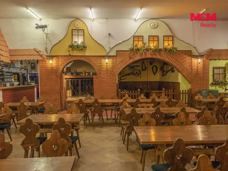 Prodej obchodního prostoru 592 m², Kladno – náhled fotky 3