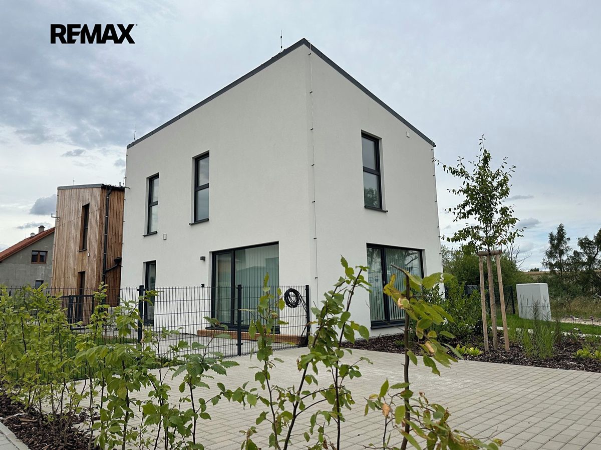 Prodej rodinného domu 94 m², pozemek 225 m² – fotografie 5