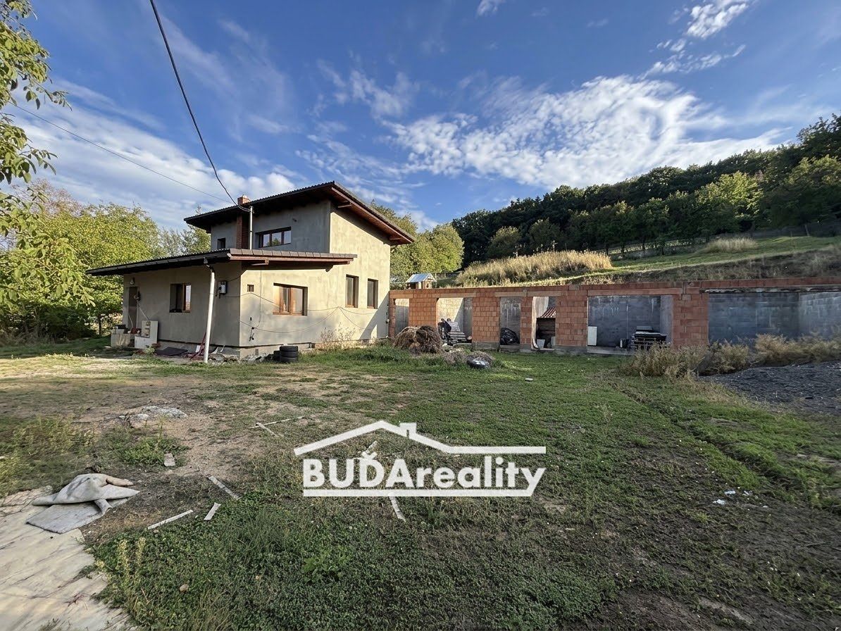 Prodej rodinného domu 96 m², pozemek 8688 m² – fotografie 2