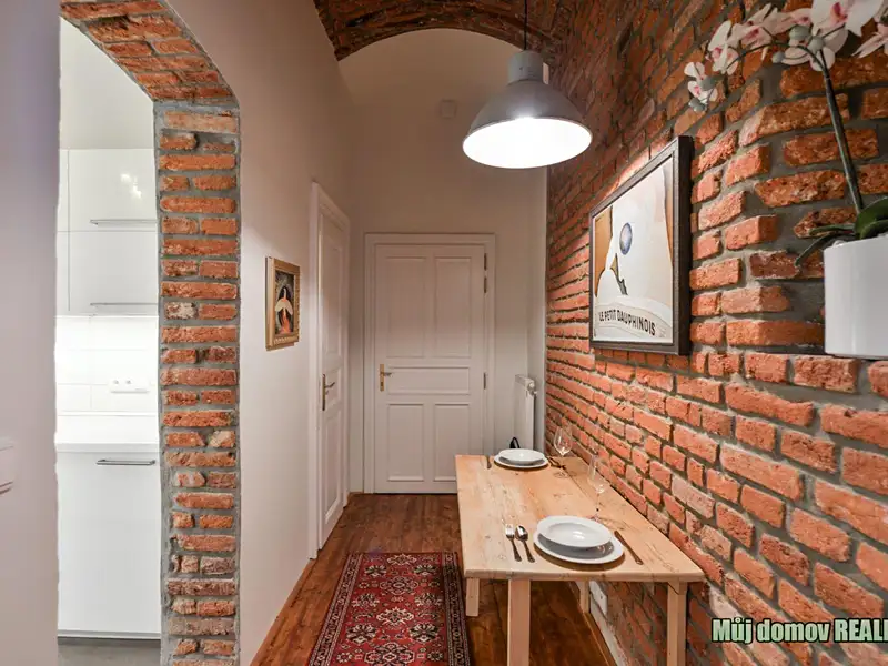 Pronájem bytu 1+1 33 m², Praha – náhled fotky 2