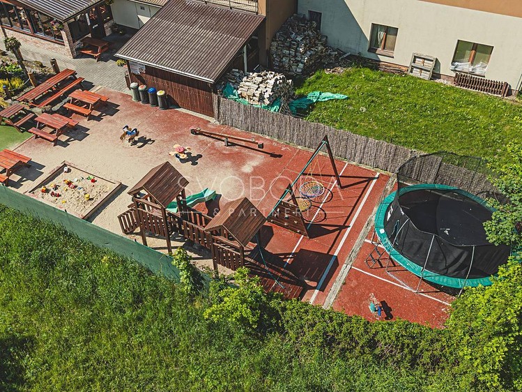 Комерційне приміщення на продаж, 915 м² (30 з 35)