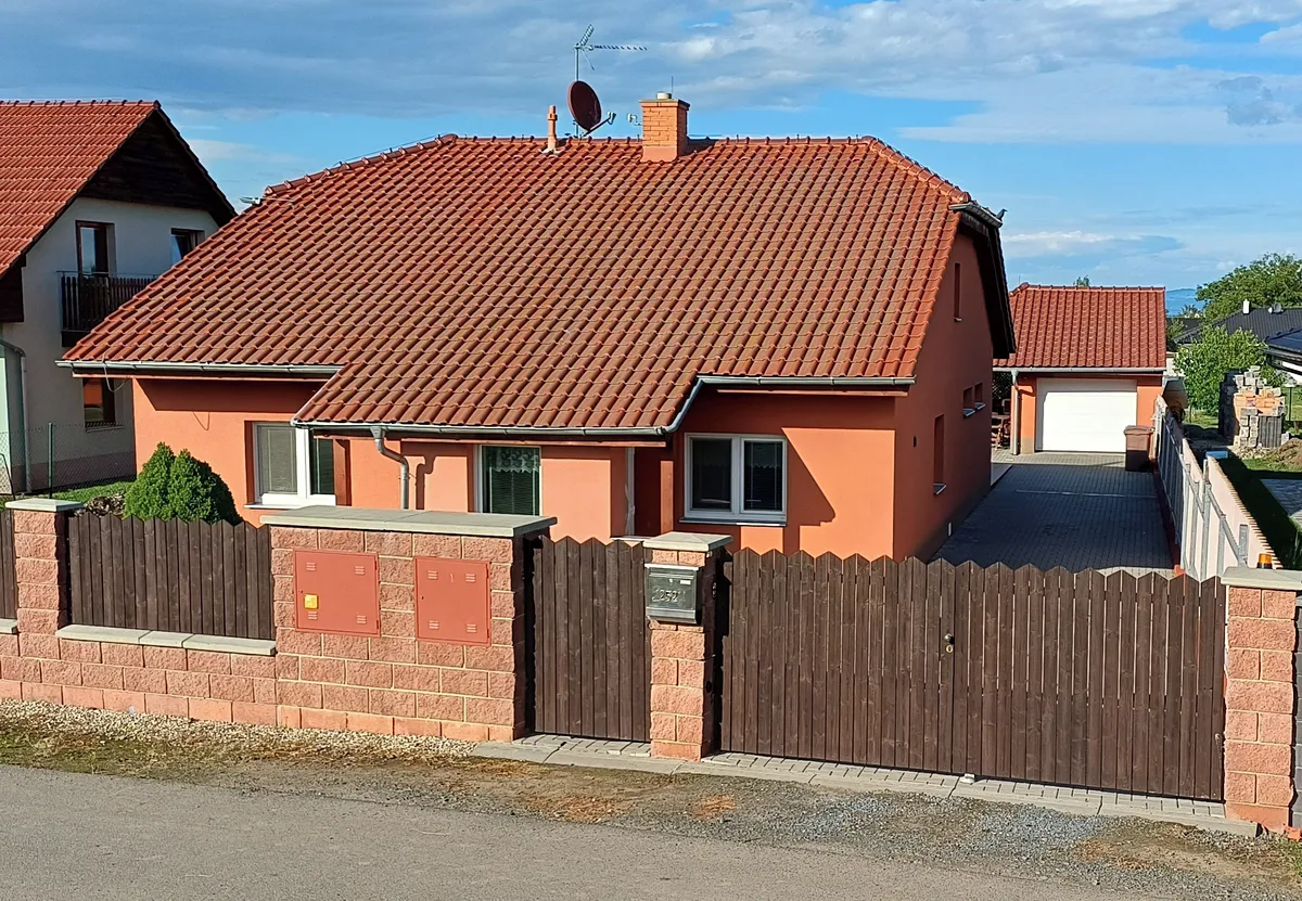 Prodej rodinného domu 131 m², pozemek 1061 m²