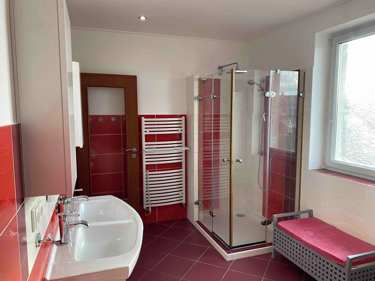 Pronájem bytu 4+kk 108 m² – fotografie 5