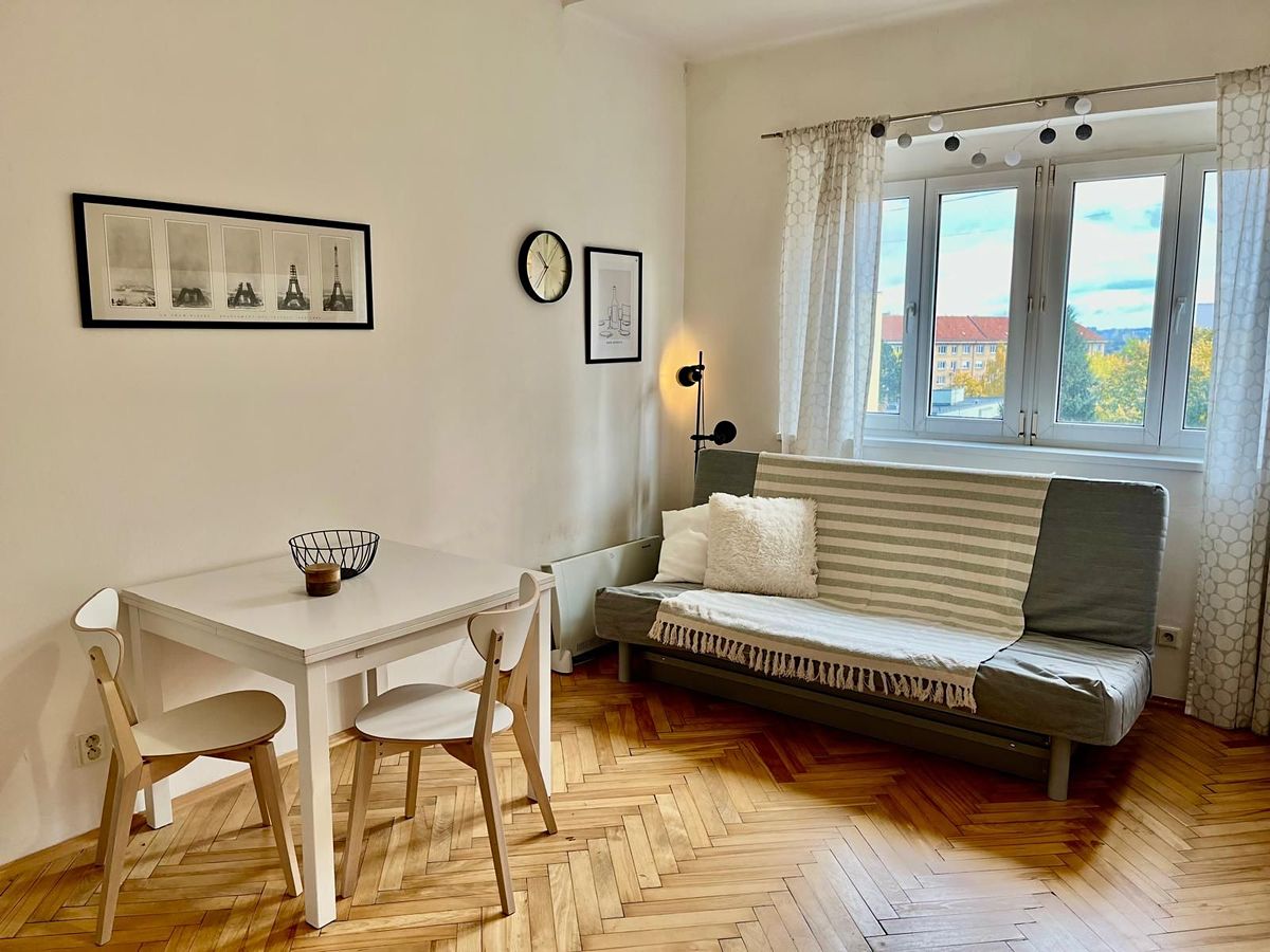 Pronájem bytu 1+kk 22 m²