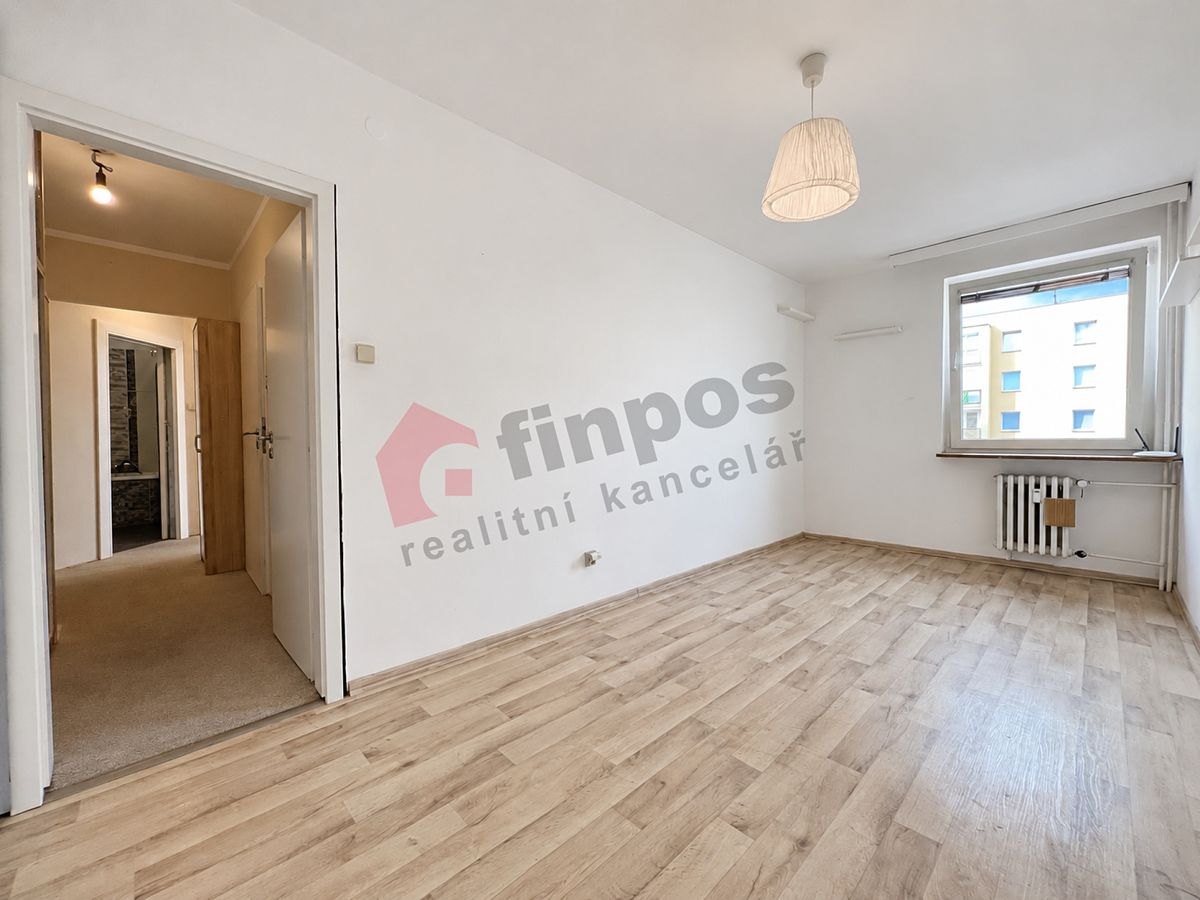 Pronájem bytu 3+kk 77 m² – fotografie 4