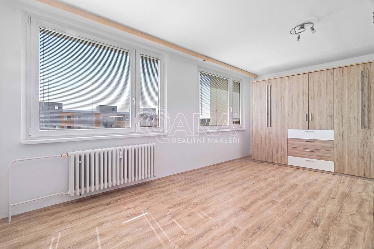Pronájem bytu 1+kk 36 m² – fotografie 3