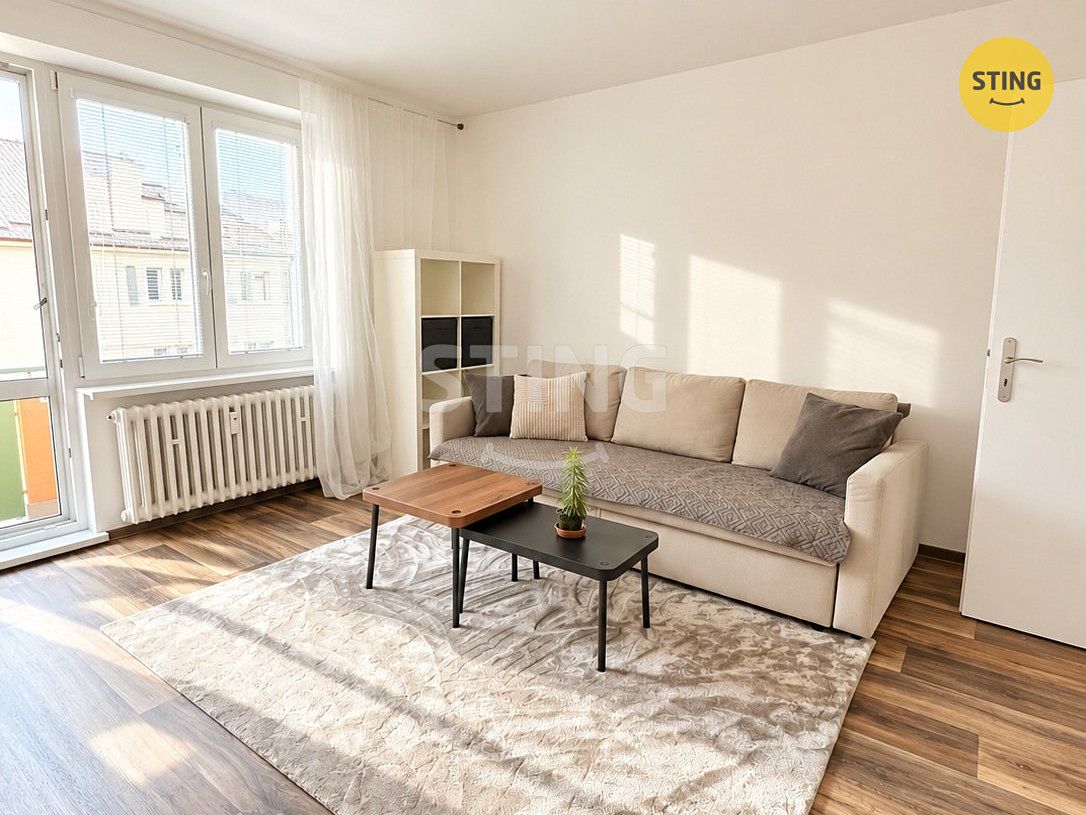 Pronájem bytu 2+1 54 m² – fotografie 3