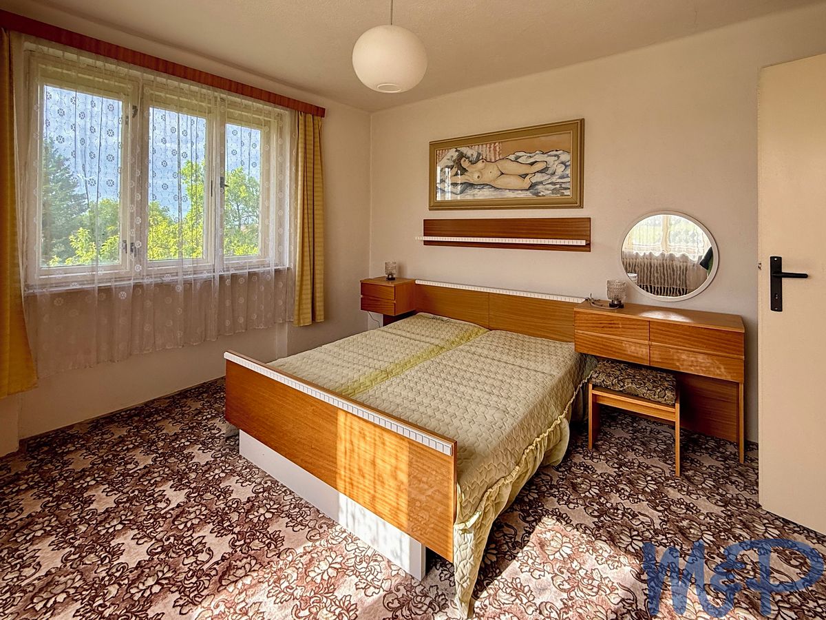 Prodej rodinného domu 185 m², pozemek 1090 m² – fotografie 5