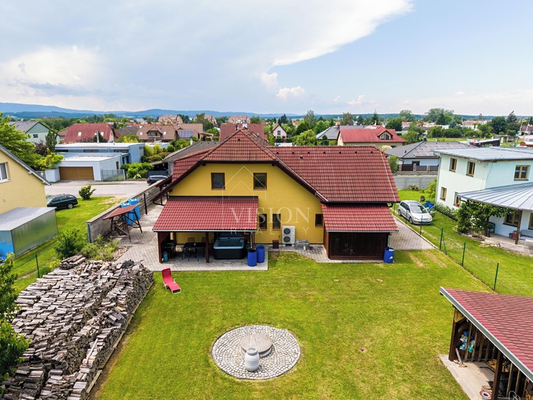 Будинок на продаж, 242 м² (35 з 42)