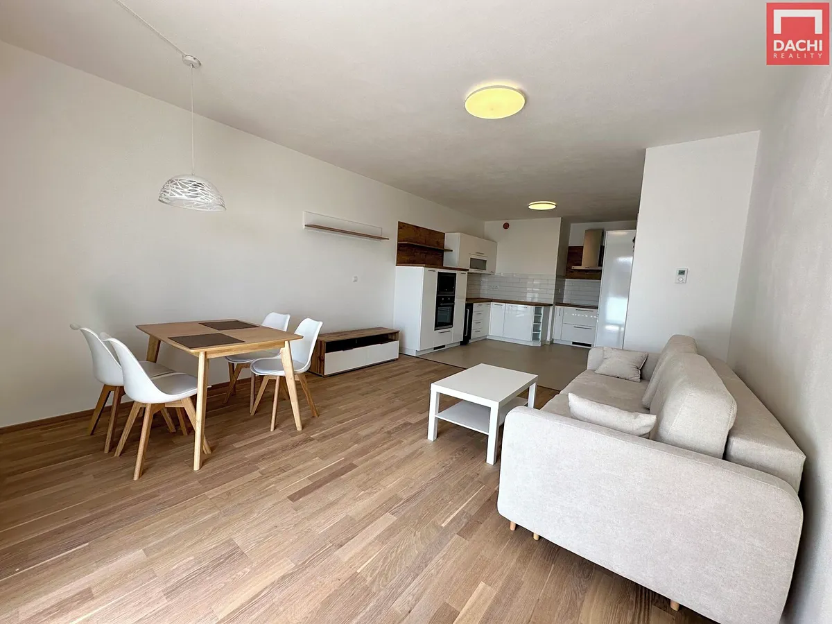Pronájem bytu 3+kk 91 m²