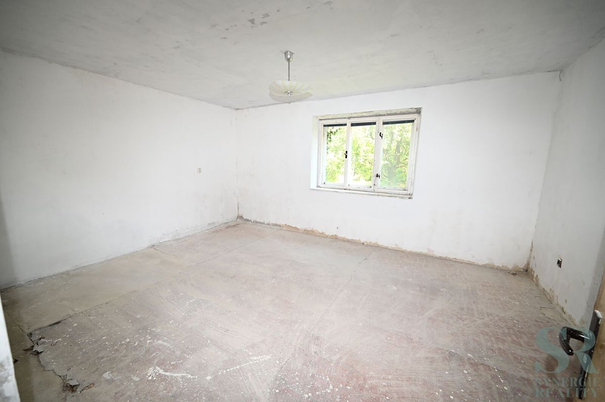 Prodej rodinného domu 135 m², pozemek 1568 m² – fotografie 3