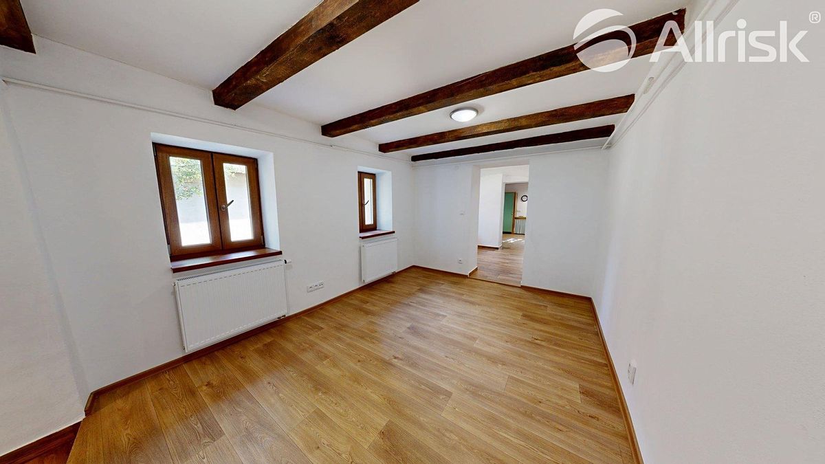 Prodej rodinného domu 108 m², pozemek 1069 m² – fotografie 3