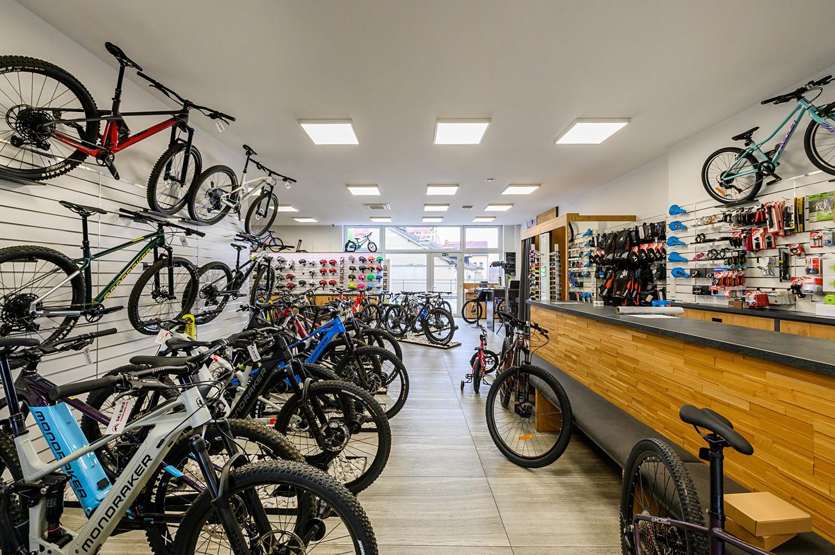 Pronájem obchodního prostoru 147 m² – fotografie 3