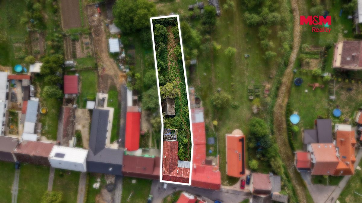 Prodej rodinného domu 217 m², pozemek 1092 m² – fotografie 4