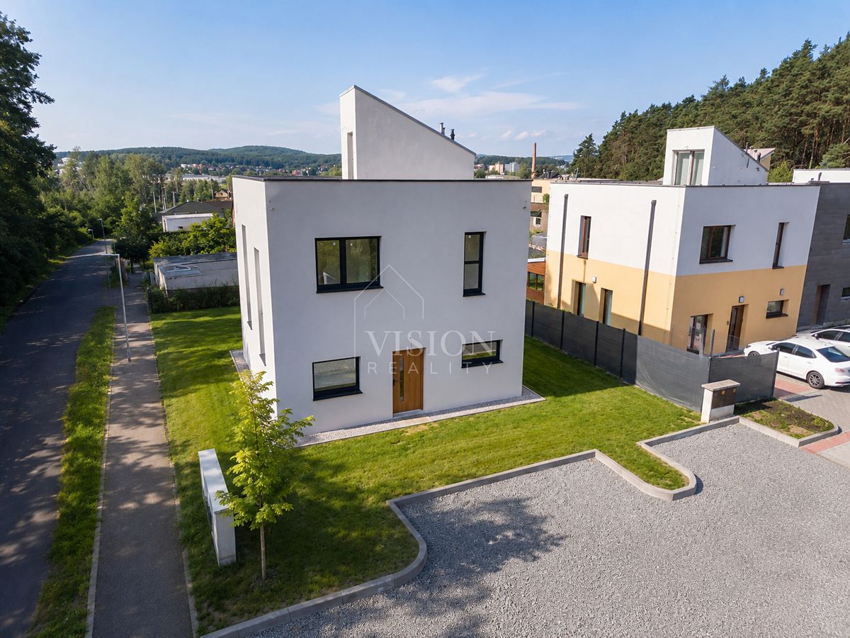 Prodej rodinného domu 164 m², pozemek 472 m²