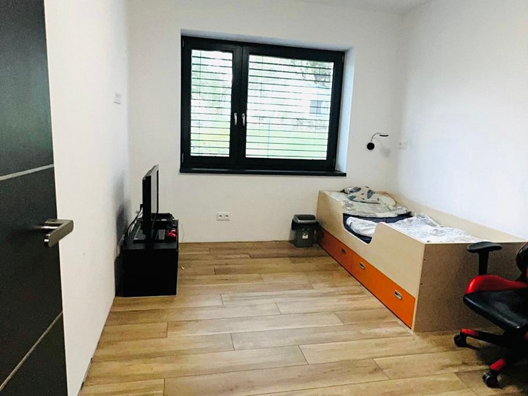 Prodej domu, 147 m² (10 z 19)