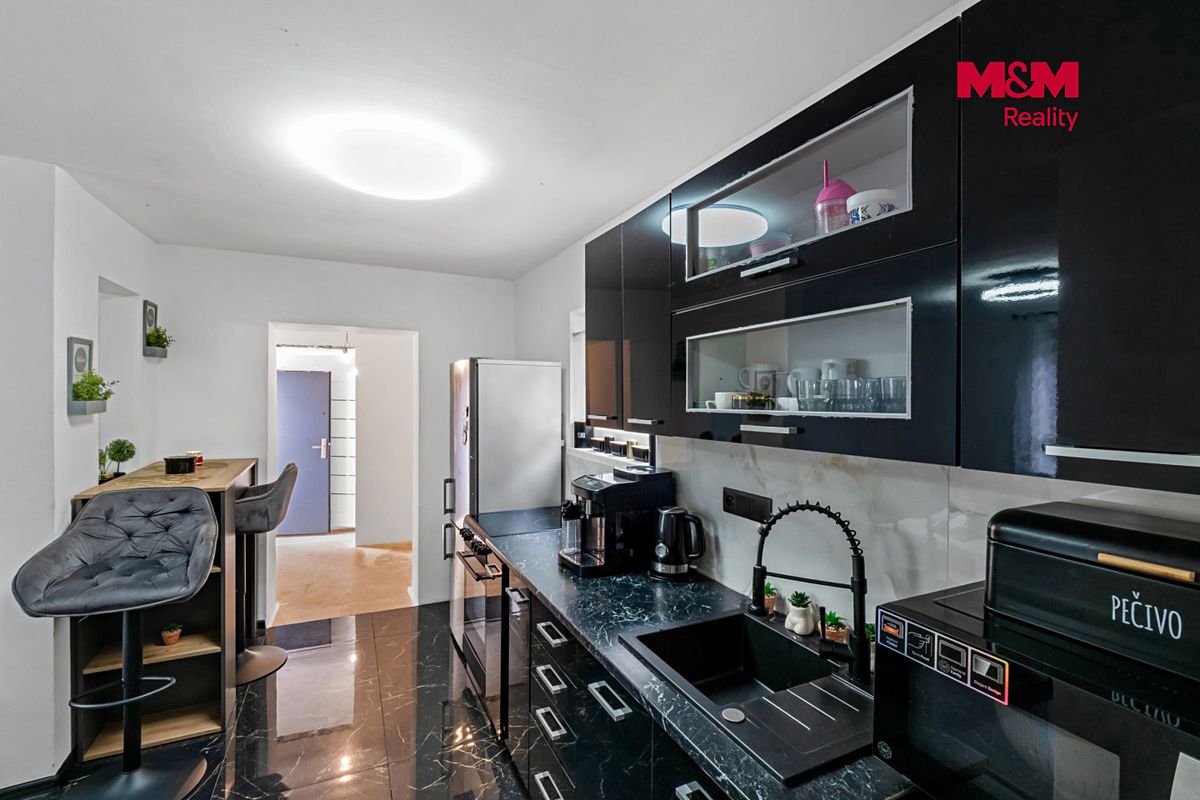 Prodej rodinného domu 76 m², pozemek 602 m² – fotografie 3