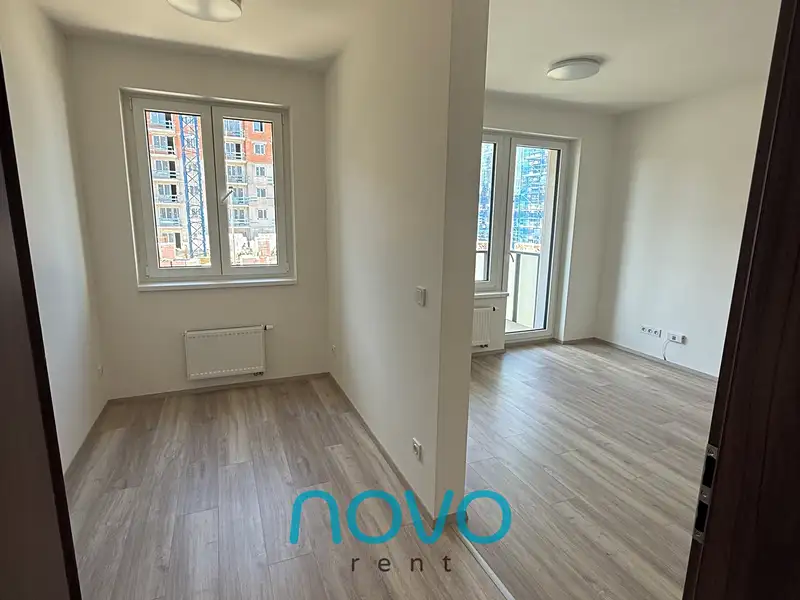 Pronájem bytu 1+kk 35 m², Praha – náhled fotky 3