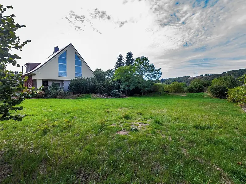 Prodej stavebního pozemku 805 m², Hradištko – náhled fotky 1