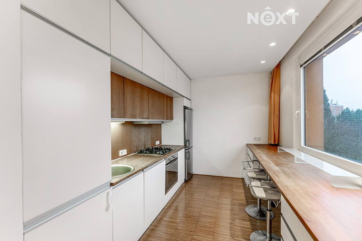 Pronájem bytu 2+1 65 m² – fotografie 2