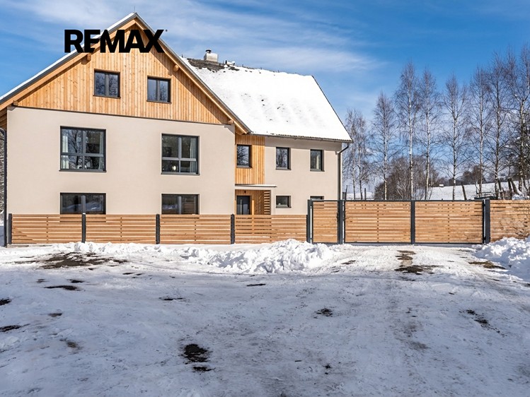 Prodej domu, 215 m² (33 z 38)