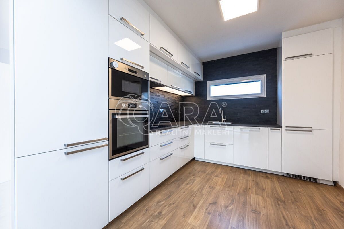 Pronájem rodinného domu 78 m², pozemek 157 m² – fotografie 4