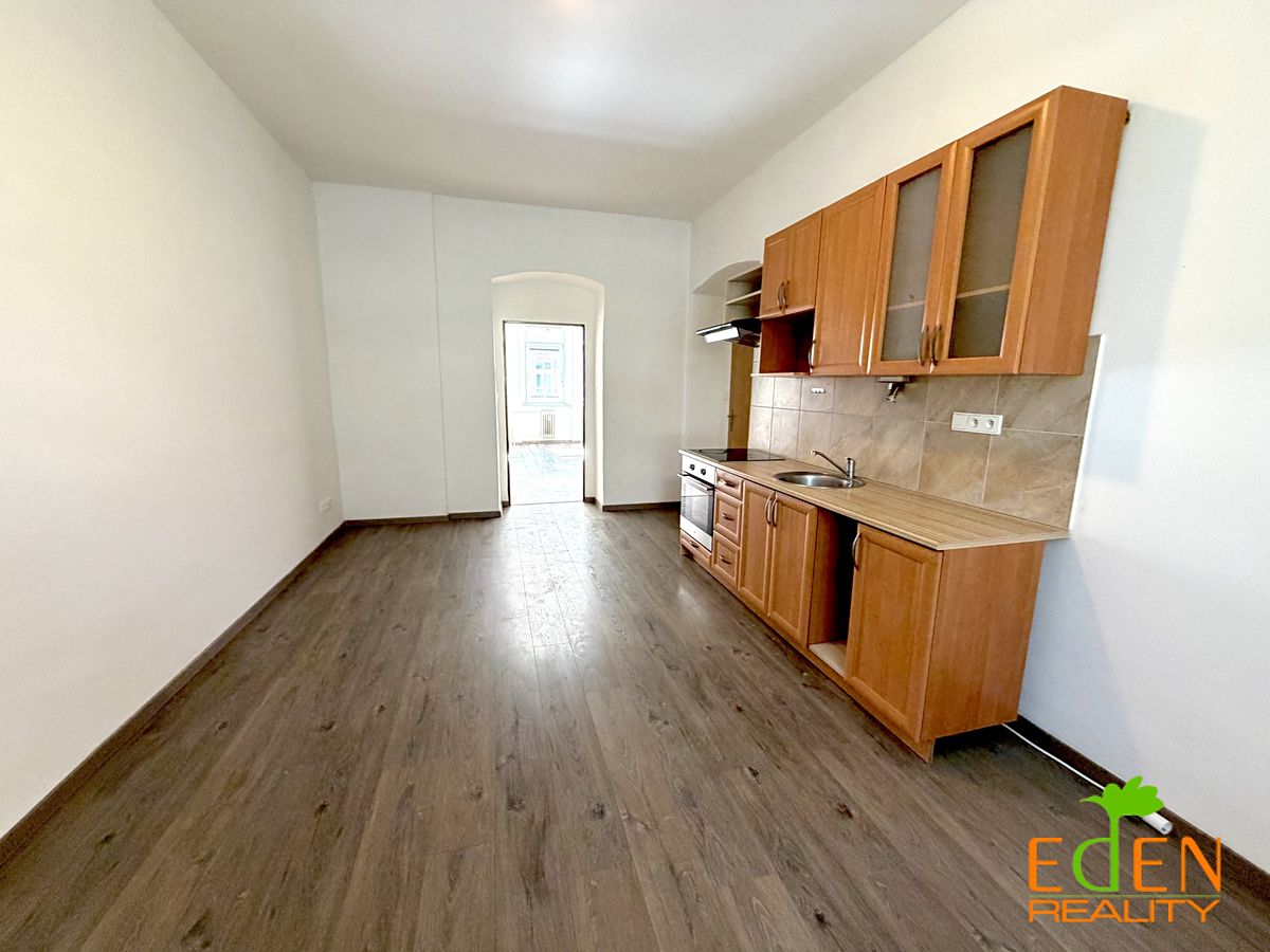 Pronájem bytu 2+kk 50 m² – fotografie 3
