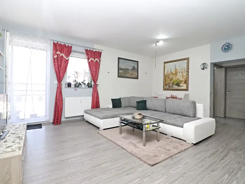 Prodej bytu 3+kk 74 m², Planá nad Lužnicí – náhled fotky 2