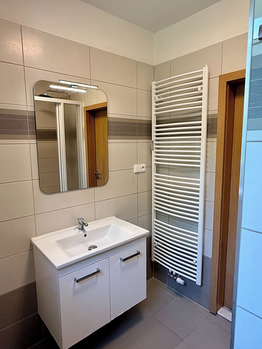 Pronájem bytu 3+kk 70 m²