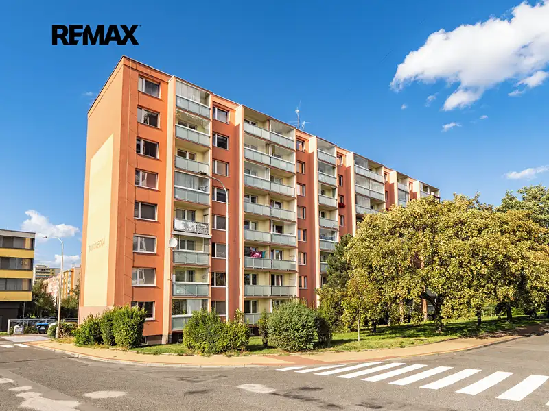 Prodej bytu 3+1 71 m², Praha – náhled fotky 1