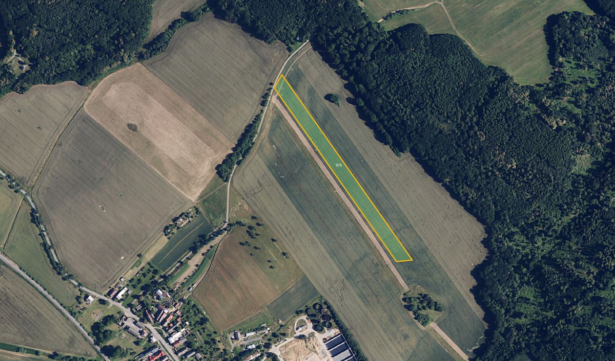 Prodej pole 17823 m²