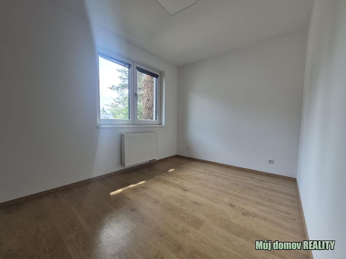 Pronájem rodinného domu 120 m², pozemek 350 m² – fotografie 5
