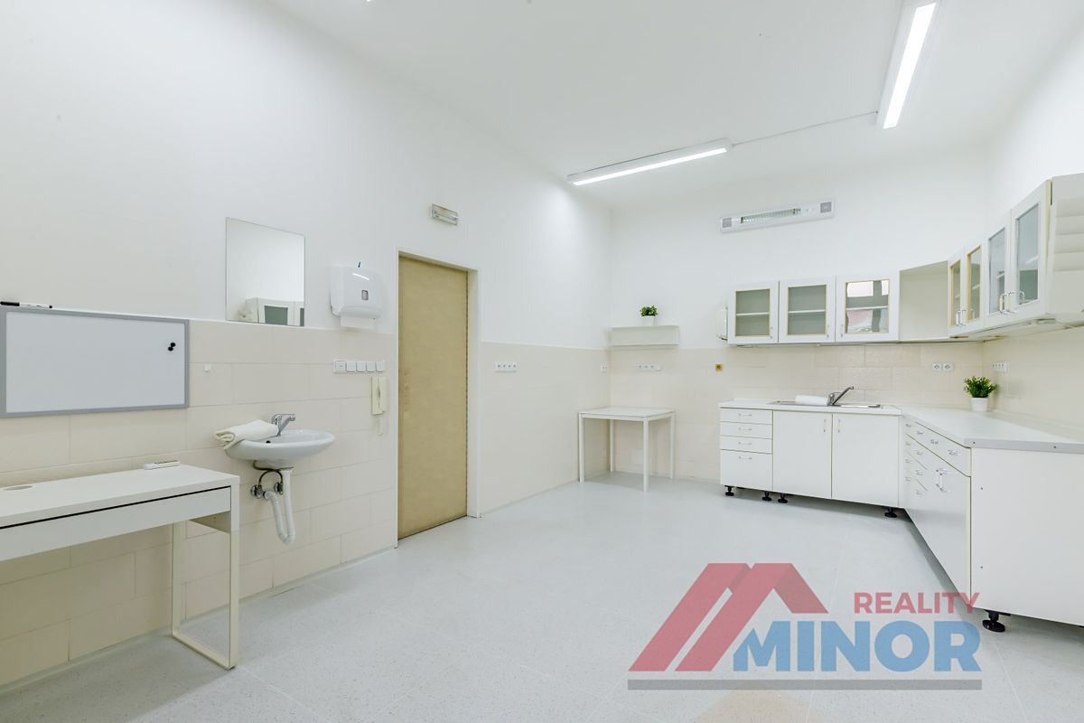 Pronájem ordinace 69 m²
