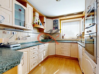Prodej  rodinného domu 225 m², pozemek 106 m²