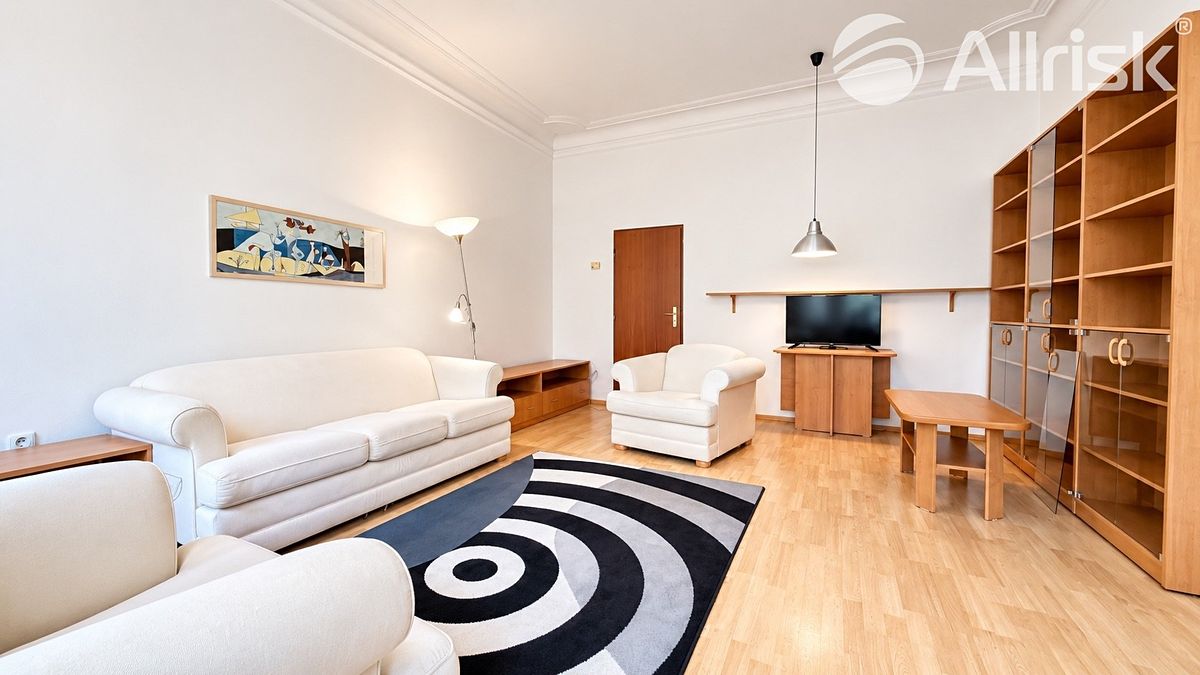 Pronájem bytu 3+1 80 m² – fotografie 2
