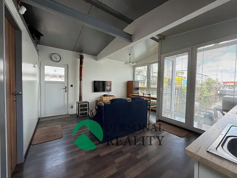 Prodej specifického typu nemovitosti 30 m², Praha – náhled fotky 3
