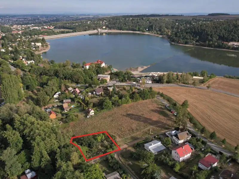Prodej zahrady 651 m², Plumlov – náhled fotky 1
