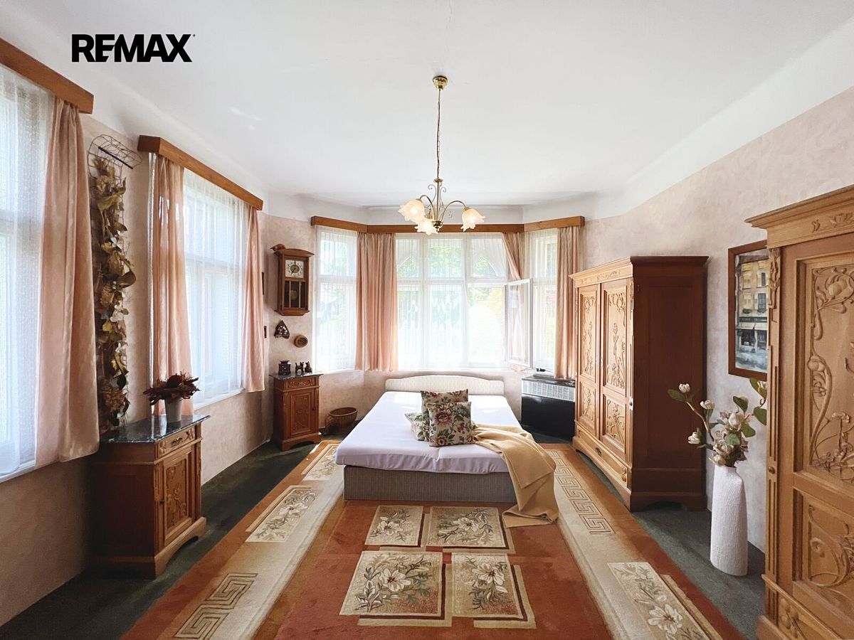Prodej rodinného domu 190 m², pozemek 1331 m²