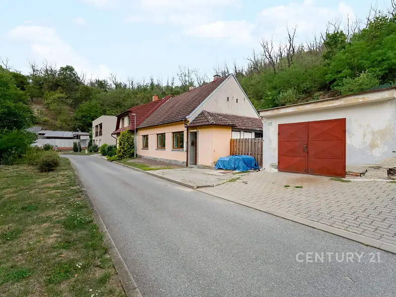 Prodej rodinného domu 220 m², pozemek 500 m², Havířská, Oslavany, okres Brno-venkov
