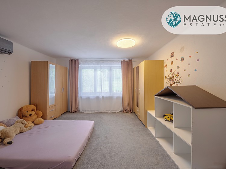 Будинок на продаж, 297 м² (12 з 56)