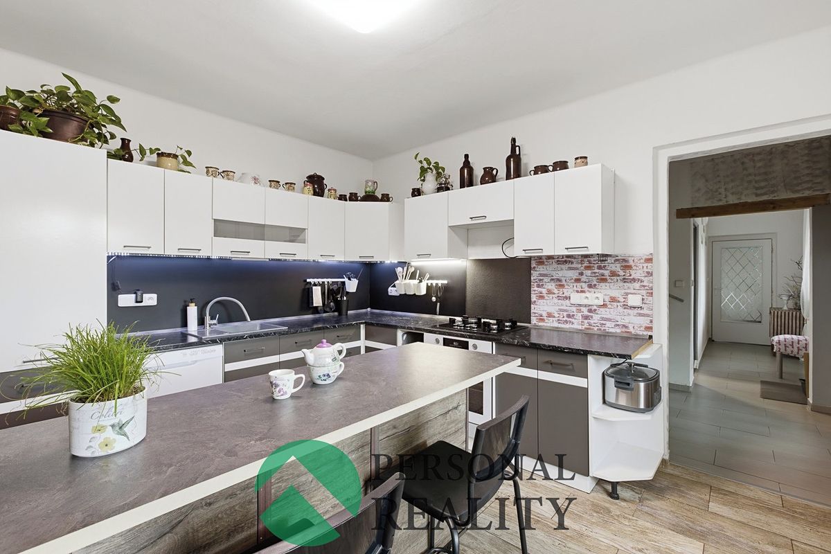 Prodej rodinného domu 117 m², pozemek 554 m²
