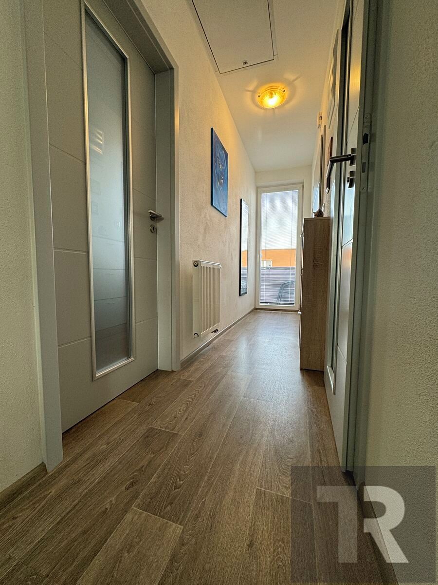 Pronájem bytu 2+kk 49 m² – fotografie 5