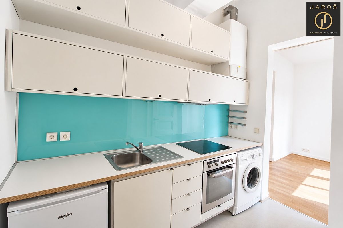 Pronájem bytu 2+kk 37 m² – fotografie 5