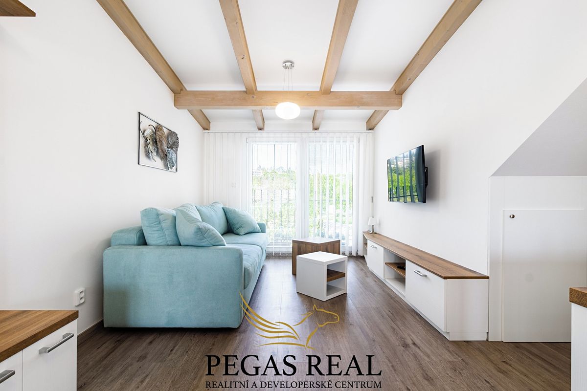 Pronájem bytu 2+kk 54 m² – fotografie 3
