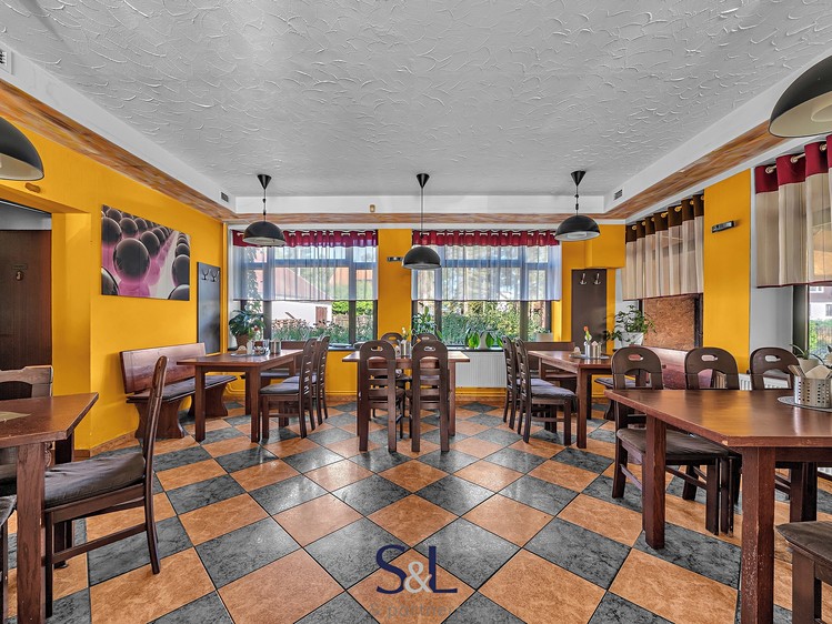 Gewerbefläche zum Kauf, 302 m² (2 von 21)