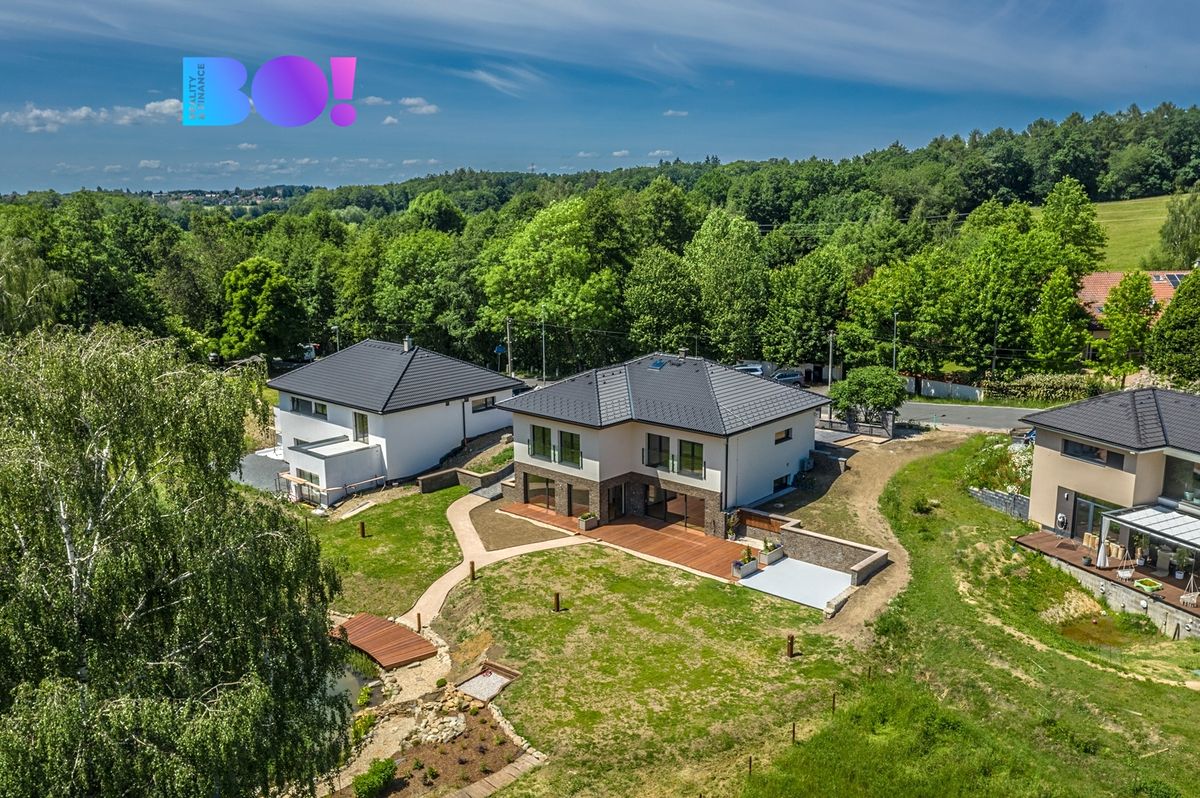 Prodej rodinného domu 267 m², pozemek 1606 m² – fotografie 3