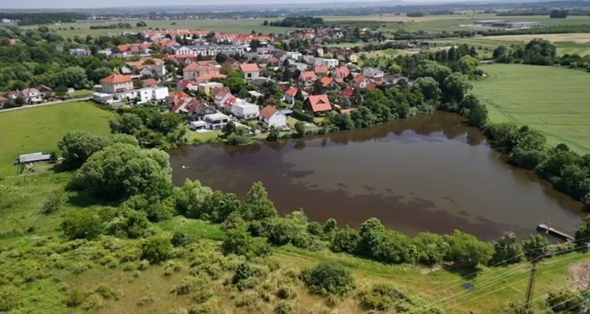 Prodej vily 237 m², pozemek 400 m² – fotografie 2