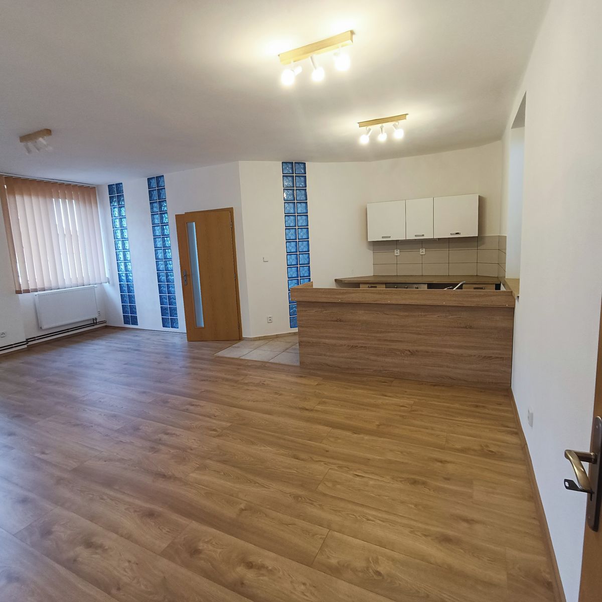 Pronájem bytu 3+kk 78 m² – fotografie 5