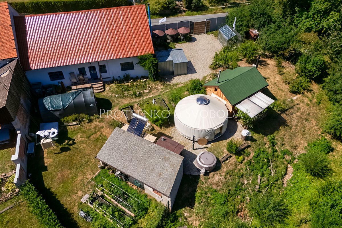 Prodej zemědělské usedlosti 300 m², pozemek 4576 m² – fotografie 3